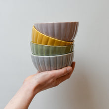 Load image into Gallery viewer, Scalloped Bowl  / Green