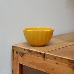 Scalloped Bowl / Yellow