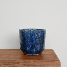 Load image into Gallery viewer, Nilay Glazed Plant Pot / Blue