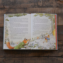 Load image into Gallery viewer, Peter Rabbit Christmas is Coming/ A Christmas Countdown Book