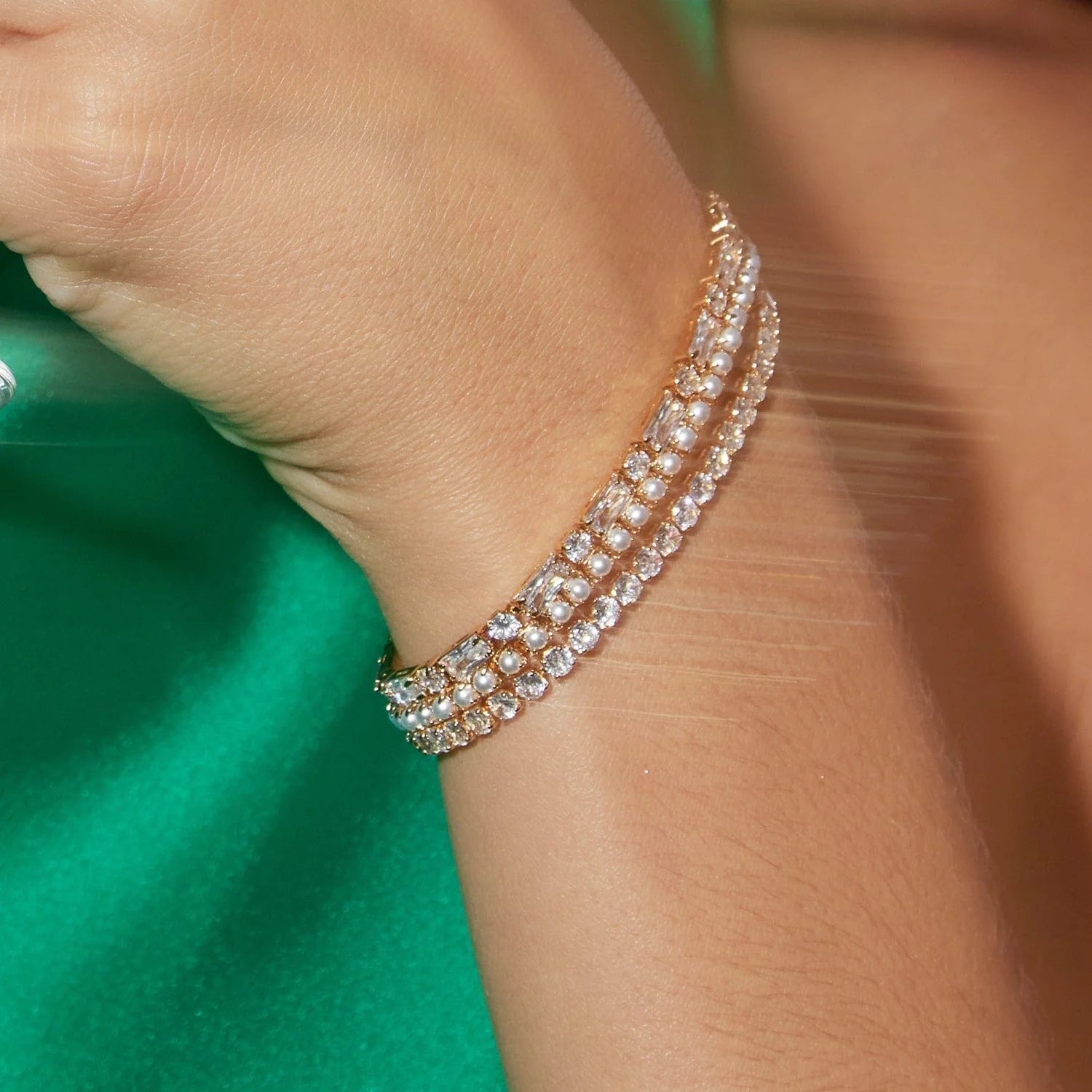Pearl Tennis Bracelet / 18K Gold Plated