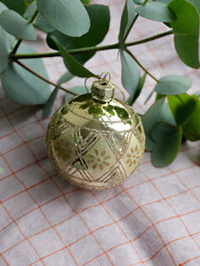 Christmas Baubles Seraphim / Gold Flowers