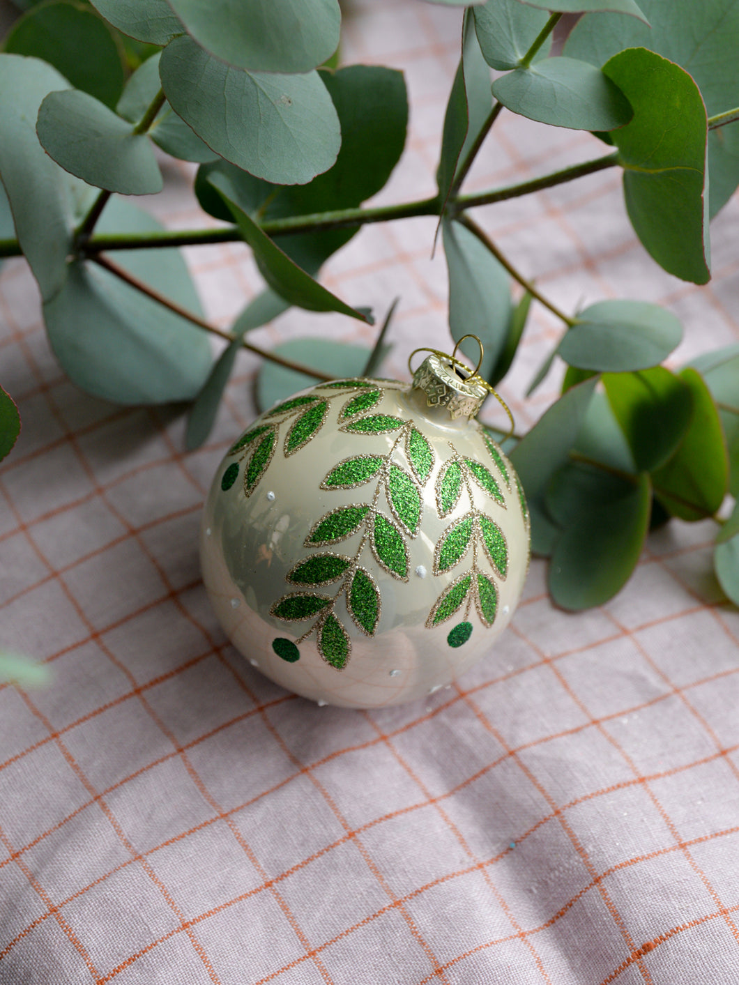 Christmas Baubles Seraphim / Green Mistletoe