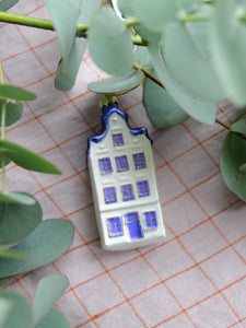 Christmas Ornament Dutch Gable House