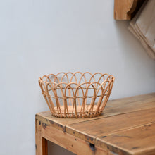 Load image into Gallery viewer, Rattan Bread Basket / 23cm