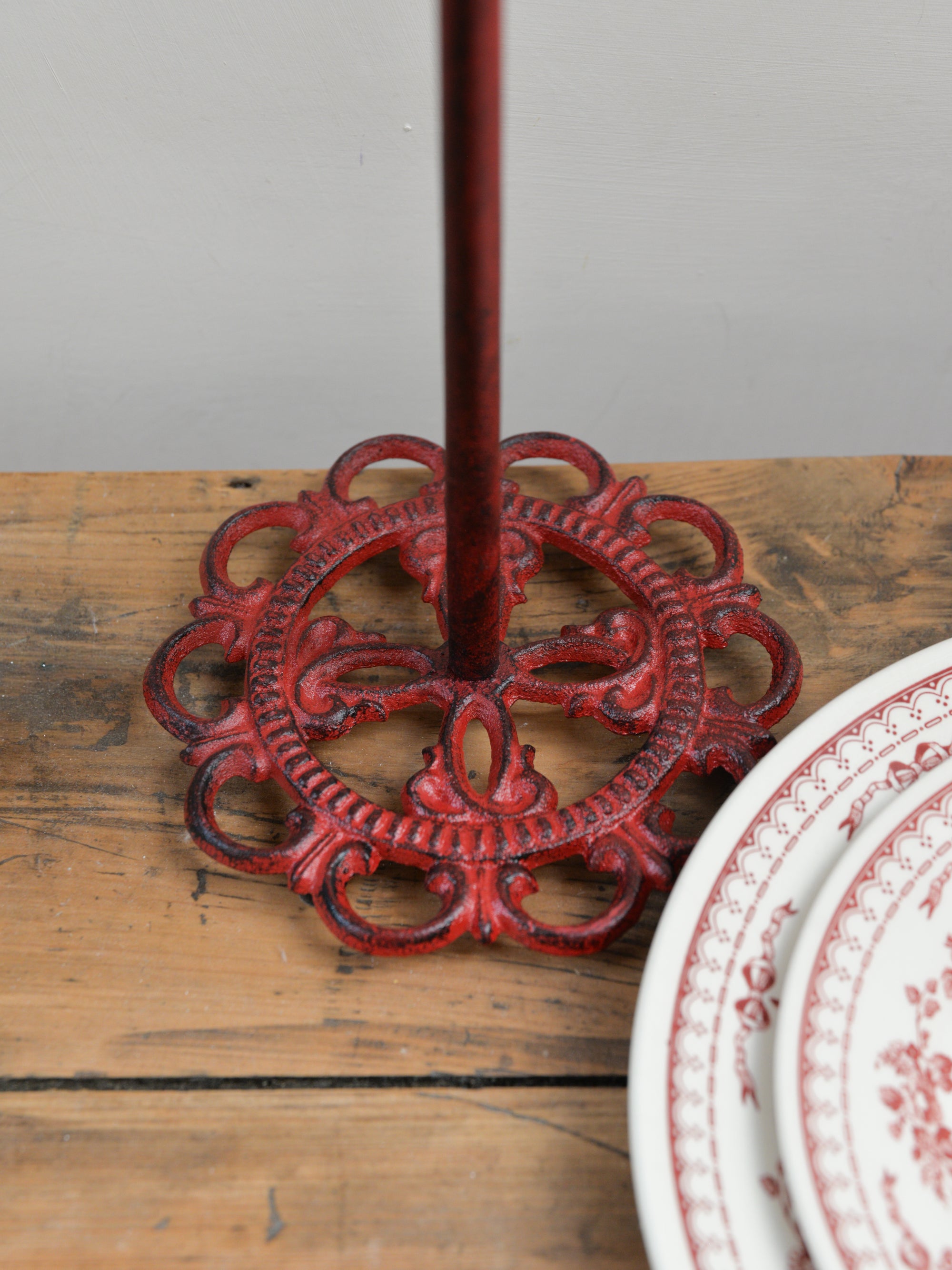 Cast Iron Kitchen Roll Holder / Red Hen
