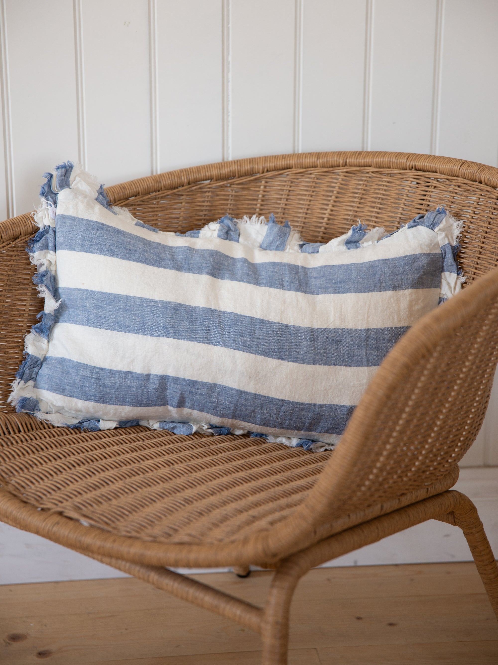 Linen Ruffle Cushion Cover / Blue Wide Stripe / 50 x 30 cm