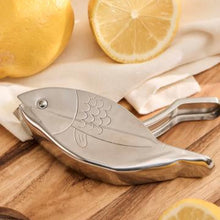 Load image into Gallery viewer, Fish Shaped Lemon Squeezer