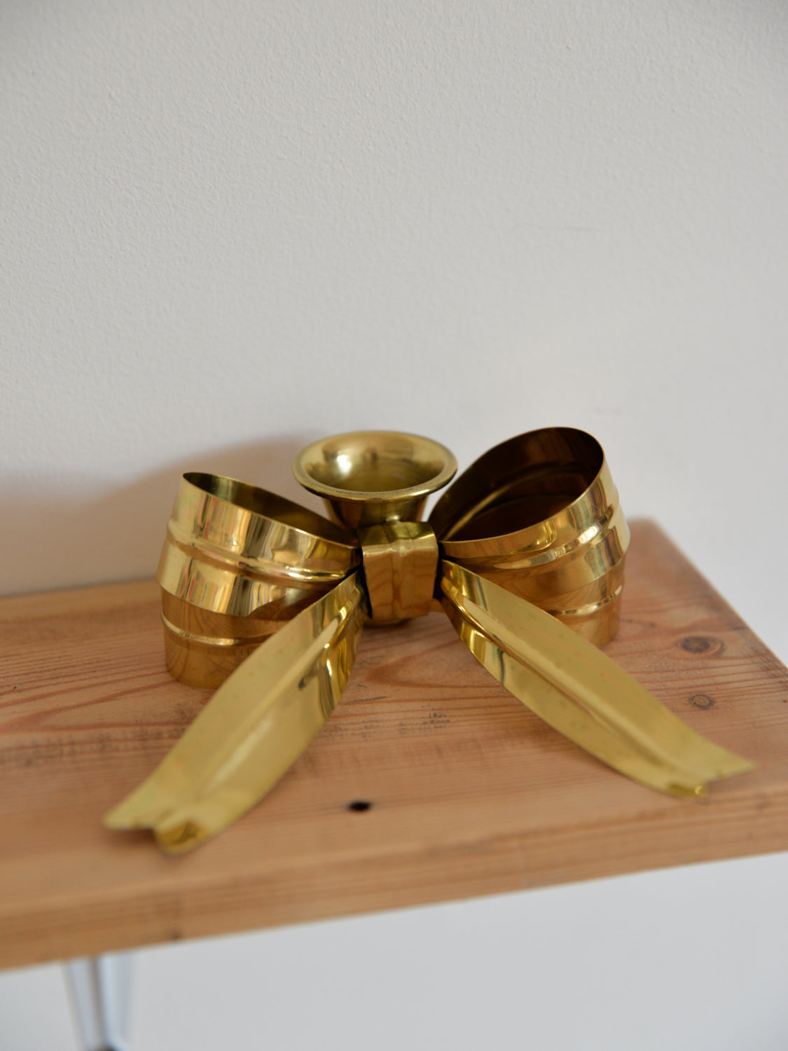 Bow Candle Holder / Brass