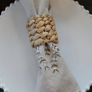 Embroidered Linen Napkin / Mistletoe