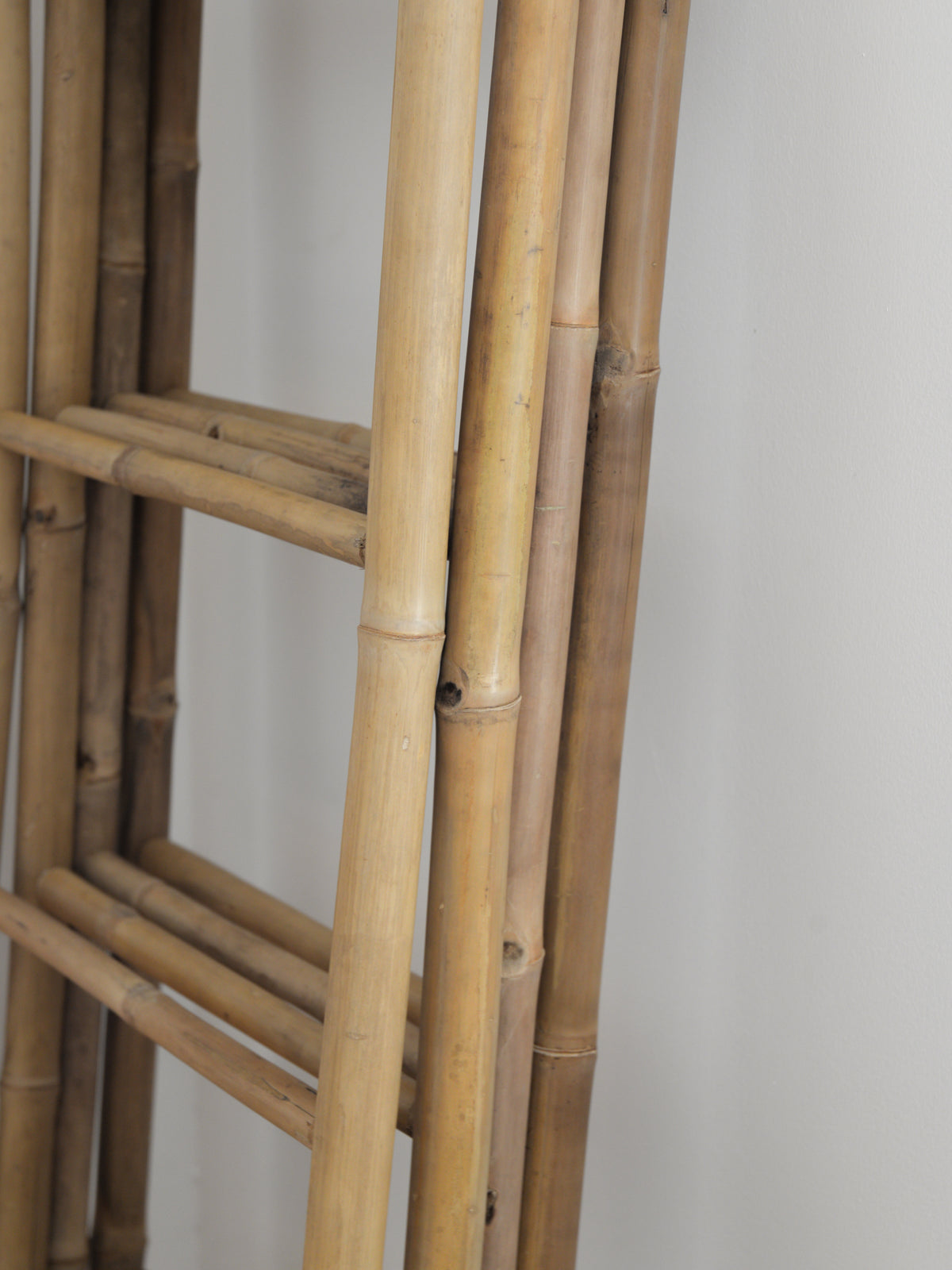 Bamboo Ladder – Mon Pote