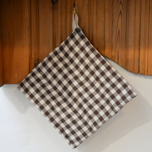 Load image into Gallery viewer, Brown and White Gingham Check Pot Holder