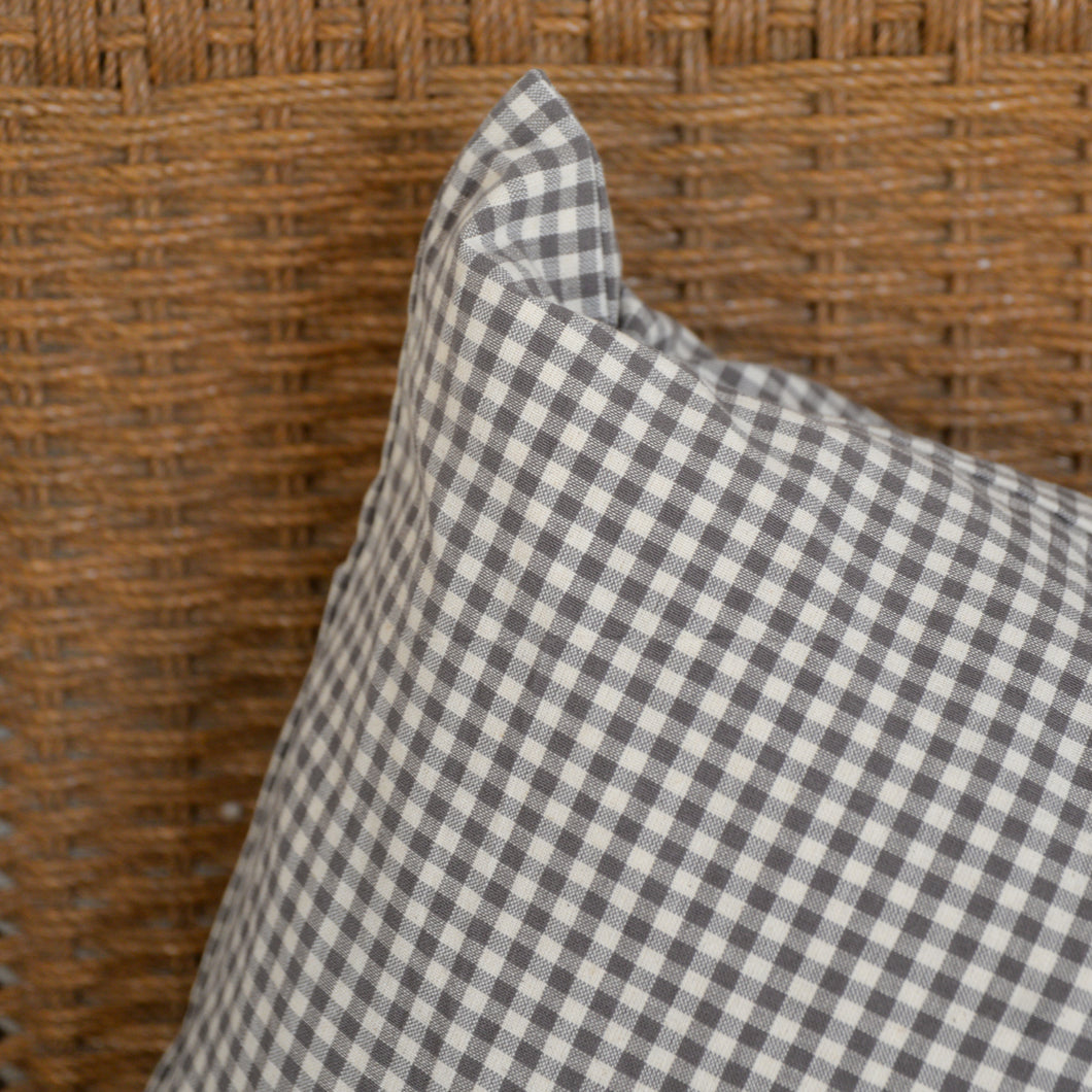 Gingham Cushions With Filler Brown/Grey