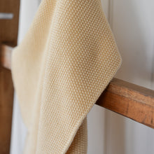 Load image into Gallery viewer, Knitted Hand Towels