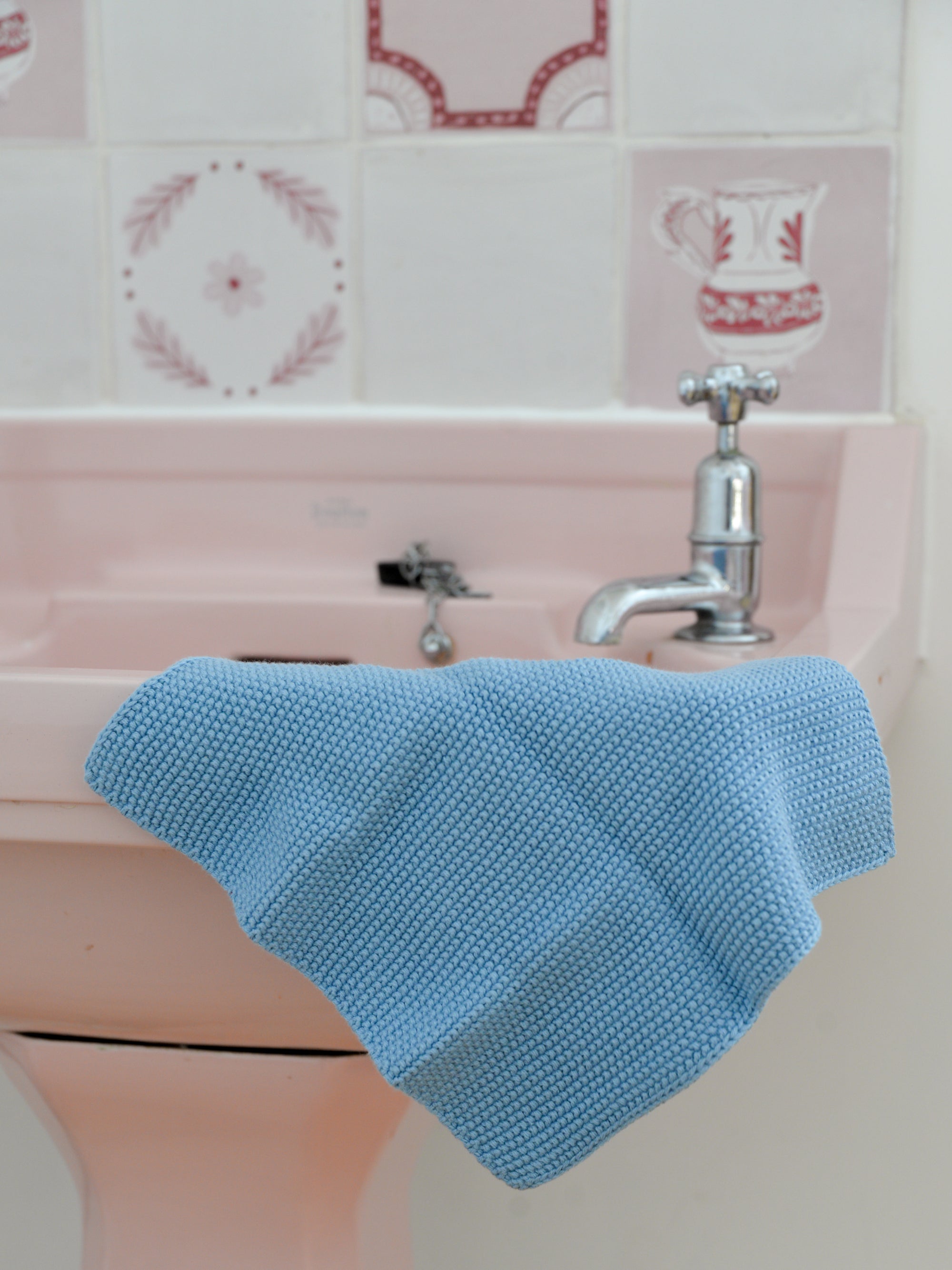 Knitted Cloth / Blue Bell