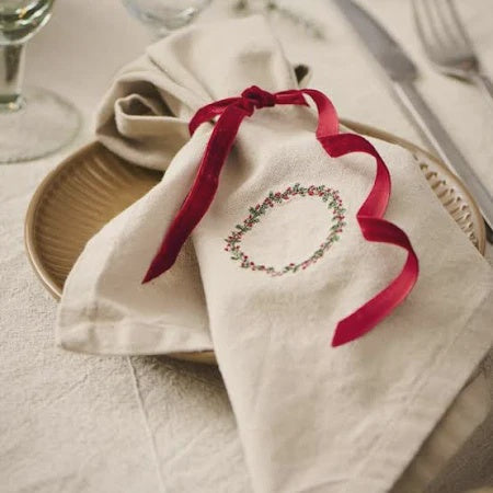 Embroidered Napkin /Wreath