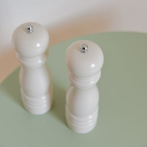 Salt or Pepper Mill / Cream