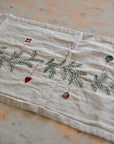Table Runner Spruce Wreath