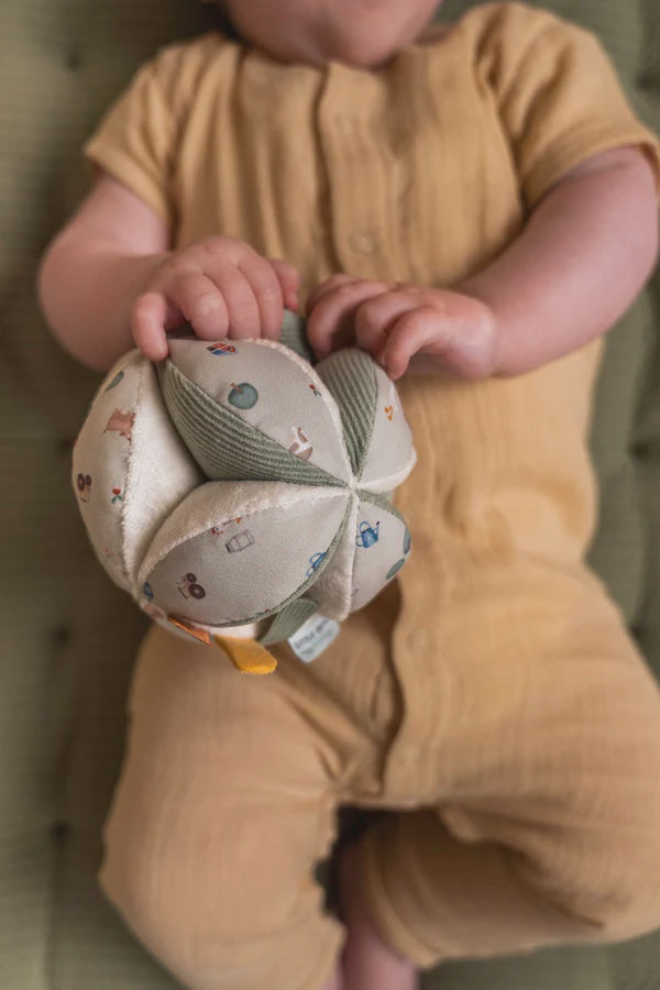 Soft Sensory Ball / Little Farm Print