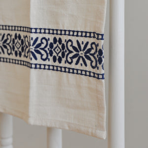 Embroidered Kitchen Towel / Blue