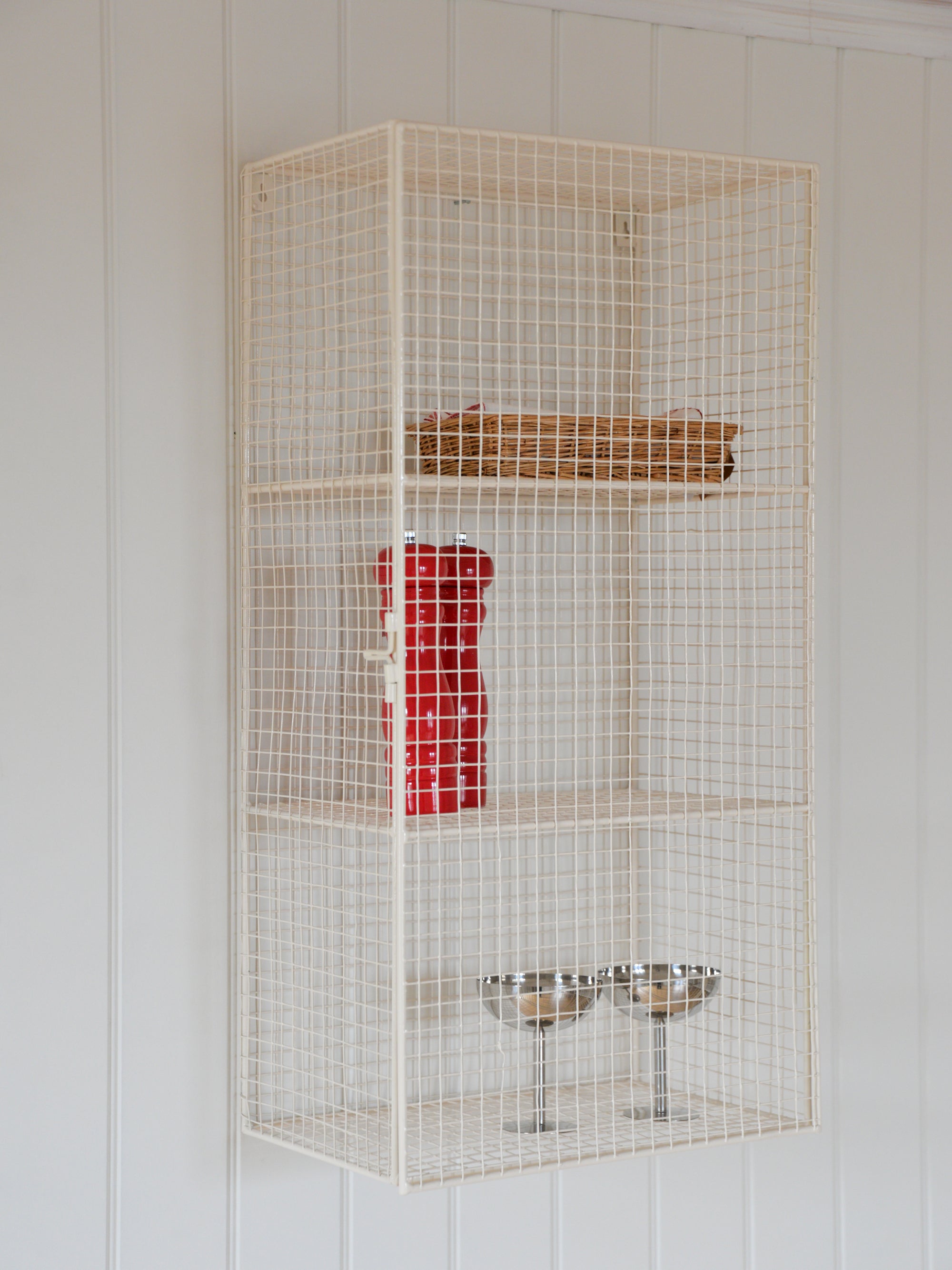 Iron Wall Cabinet / Cream