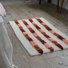 Load image into Gallery viewer, Tufted Cotton Runner Rug