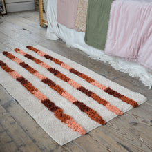 Load image into Gallery viewer, Tufted Cotton Runner Rug
