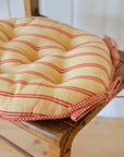 Campagne Round Checkered Stripe Seat Cushion / Red