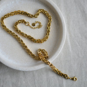 Gold Maze Link Chain Necklace