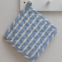 Load image into Gallery viewer, Striped Pot Holder / Blue