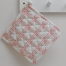 Load image into Gallery viewer, Check Pot Holder / Red