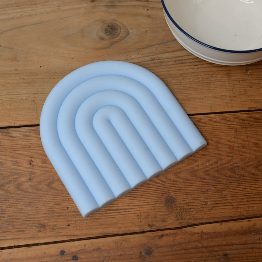 Rainbow Trivet / Ice Blue