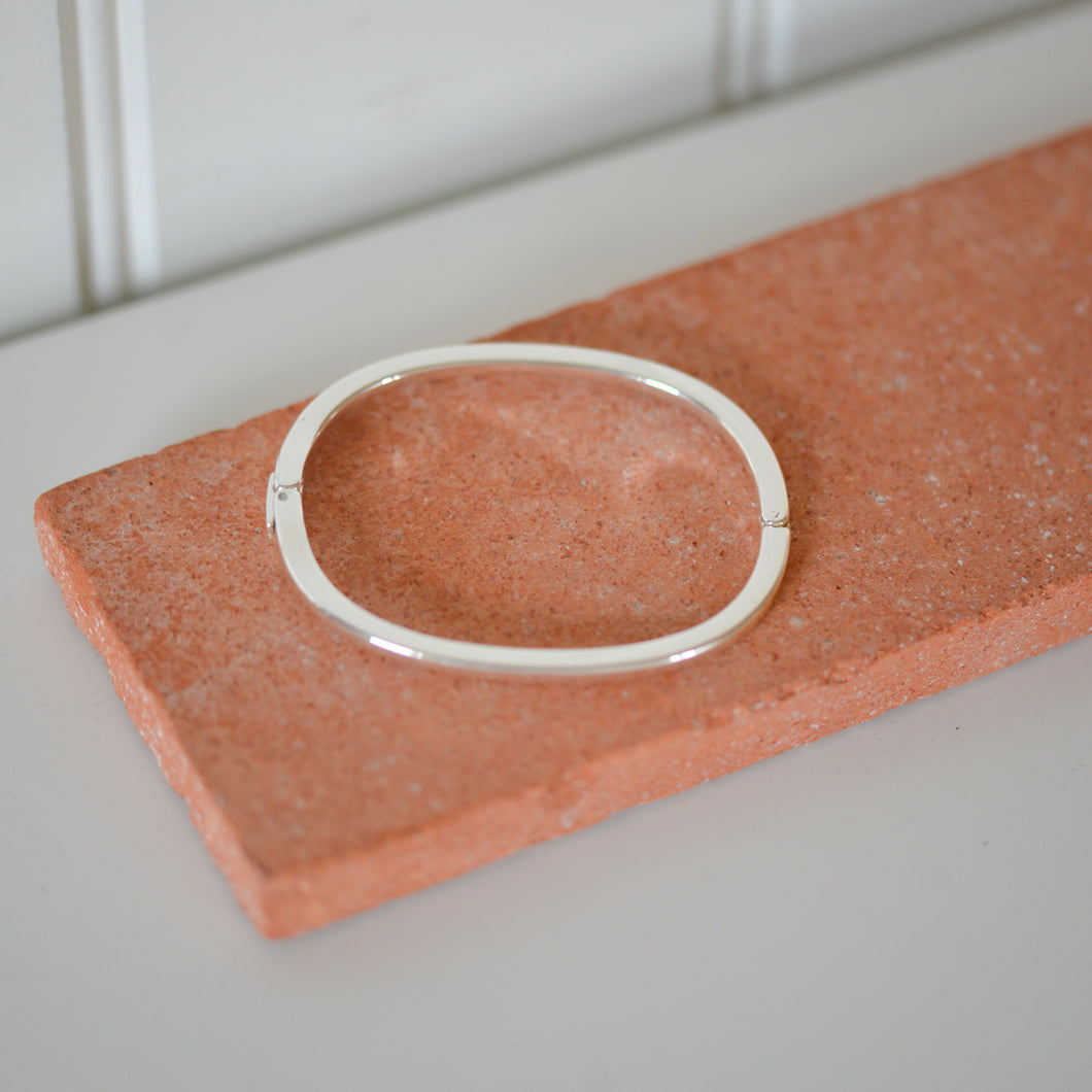 Alaia Bangle / Silver