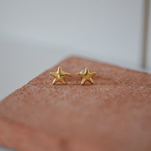 Load image into Gallery viewer, Andre Star Stud Earrings / Gold