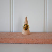 Load image into Gallery viewer, Between Ring / Gold