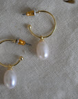 Eila Pearl Earrings in Gold