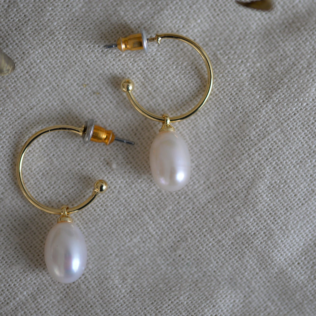 Pilgrim Eila Pearl Earrings in Gold