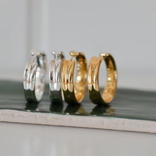 Load image into Gallery viewer, Kayden Hoops / Silver