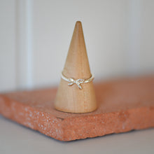 Load image into Gallery viewer, Lulu Bow Stack Ring/ Silver