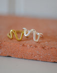 Lulu Wavy Stack Ring / Silver