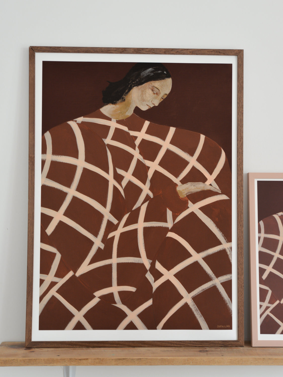 Waiting At Art Et Metiers / Sizes