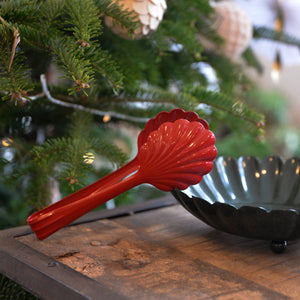 Scalloped Serving Tongs/ Red