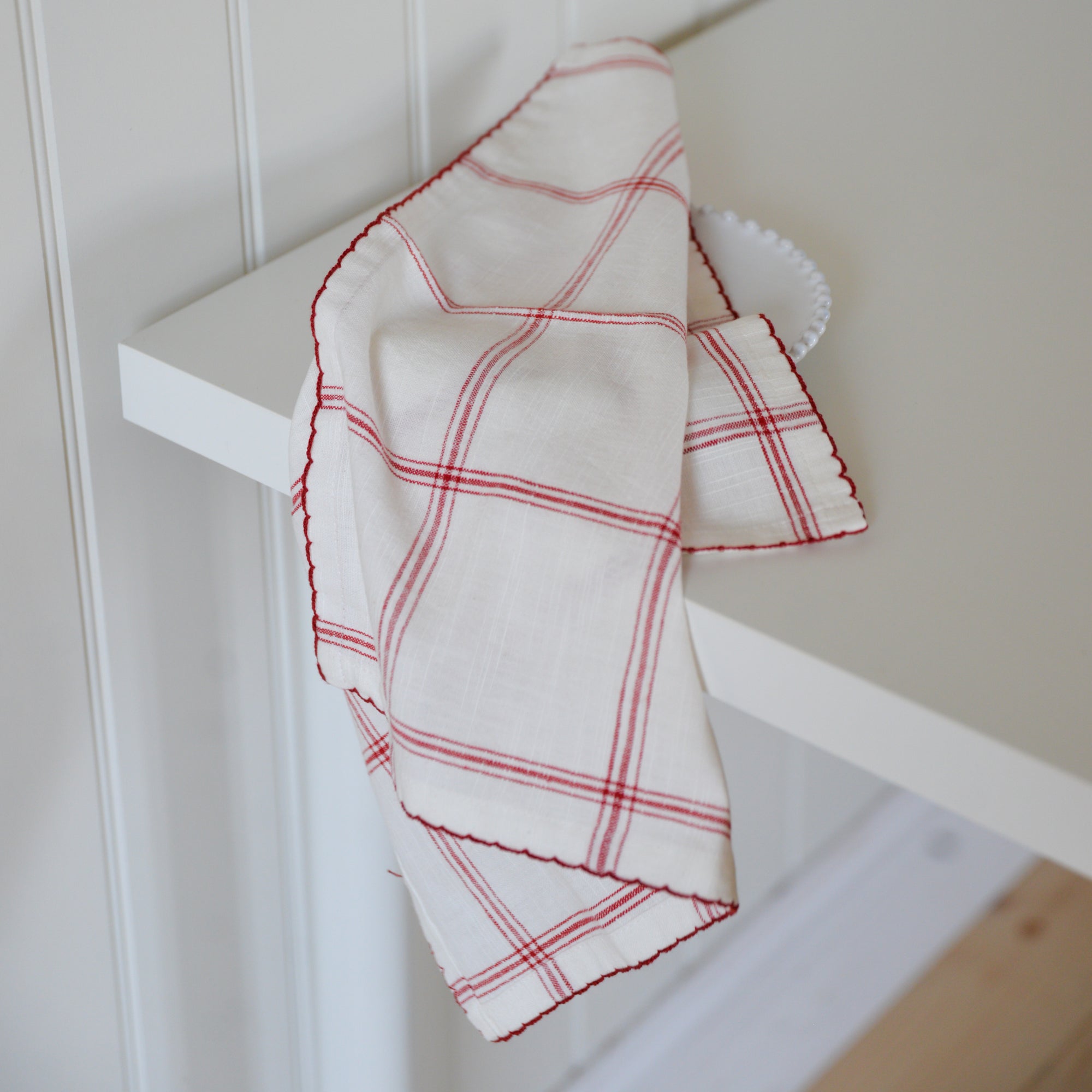 Napkin Alma Check / White and Red