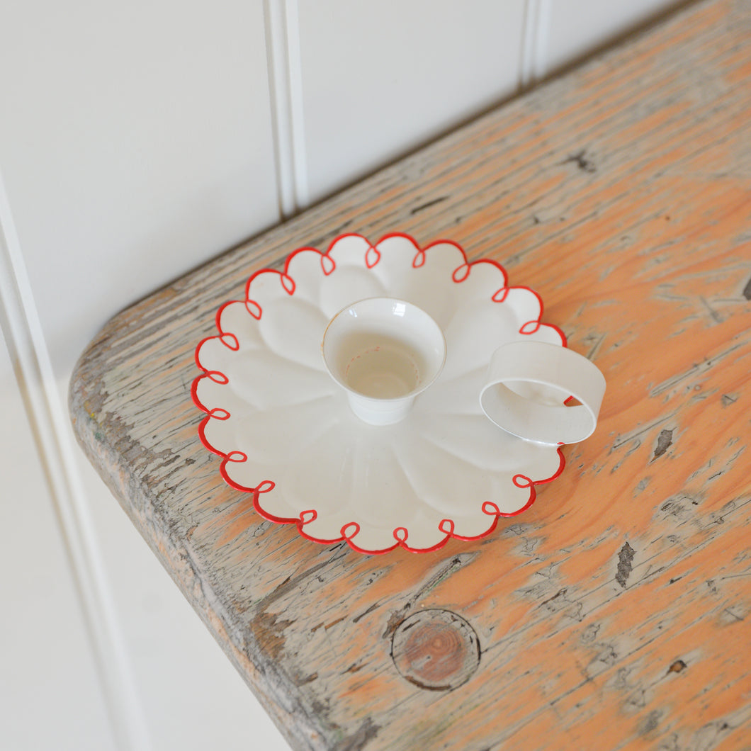 Scalloped White Candle Holder / Red