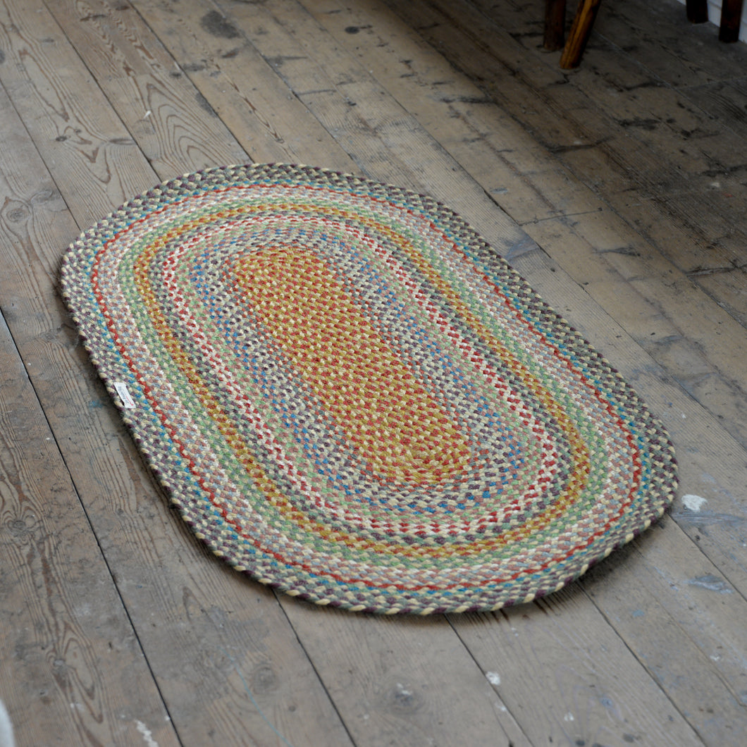 Carnival Oval Jute Rug / 2'3 x 4 ft (69 x 122 cm)