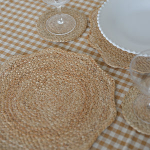 Scalloped Placemat / Natural