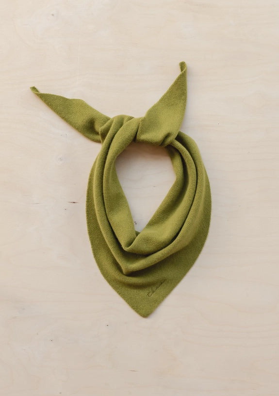 Merino Triangle Scarf / Olive