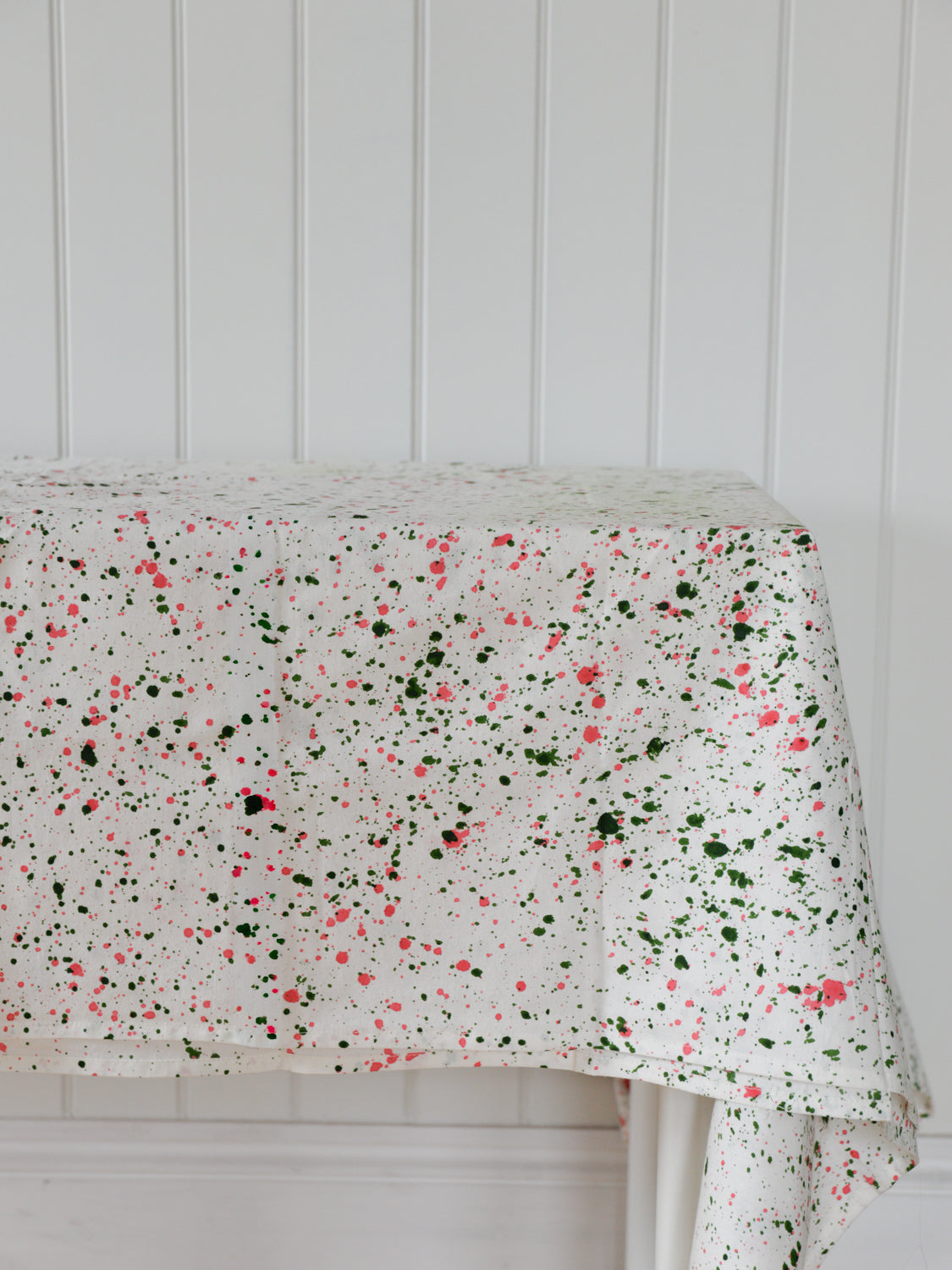 Splatter Tablecloth / Green and Pink