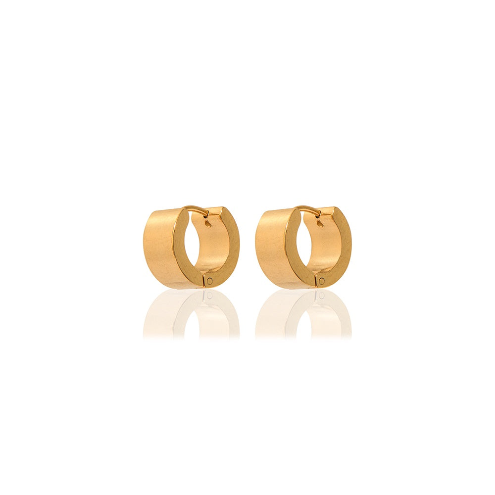 Vera Chunky Gold Huggie Hoops