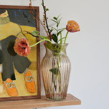 Load image into Gallery viewer, Noomi Glass Vase / Apricot